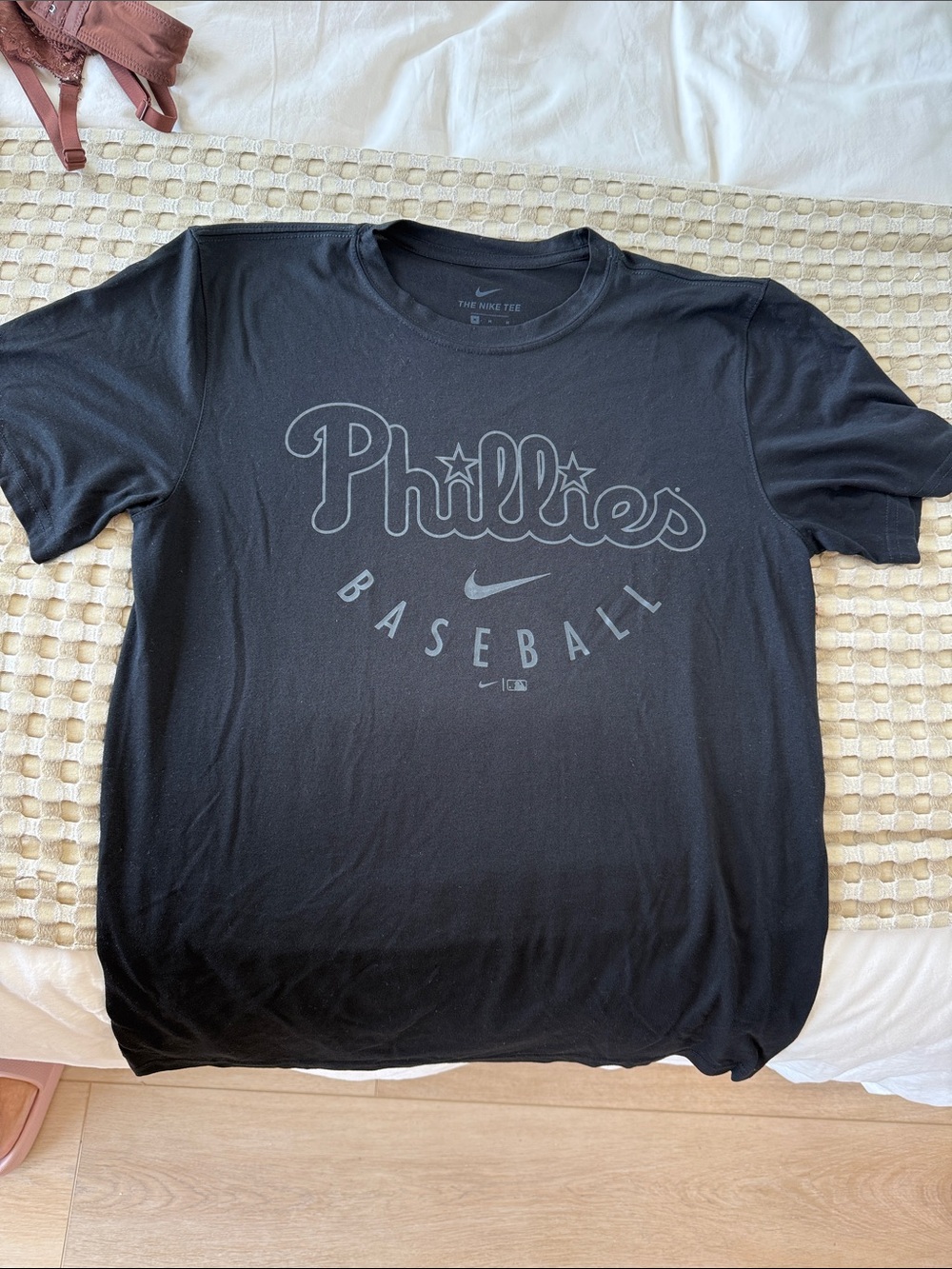Phillies Nike tee